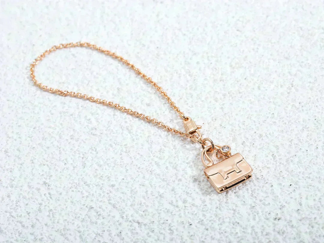 [Mystic]AMULETTE PEDANT ROSE GOLD NECKLACE