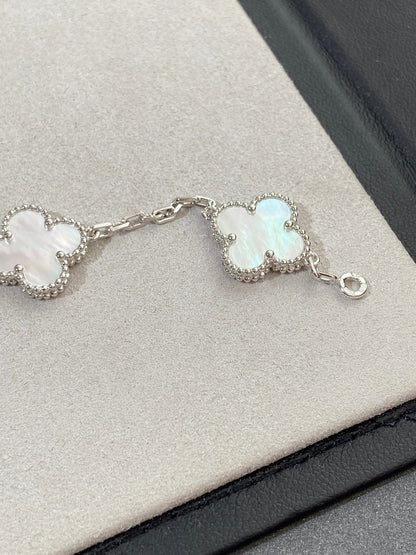 [Mystic]CLOVER WHITE PEARL MOP 5 MOTIF BRACELET COLLECTION