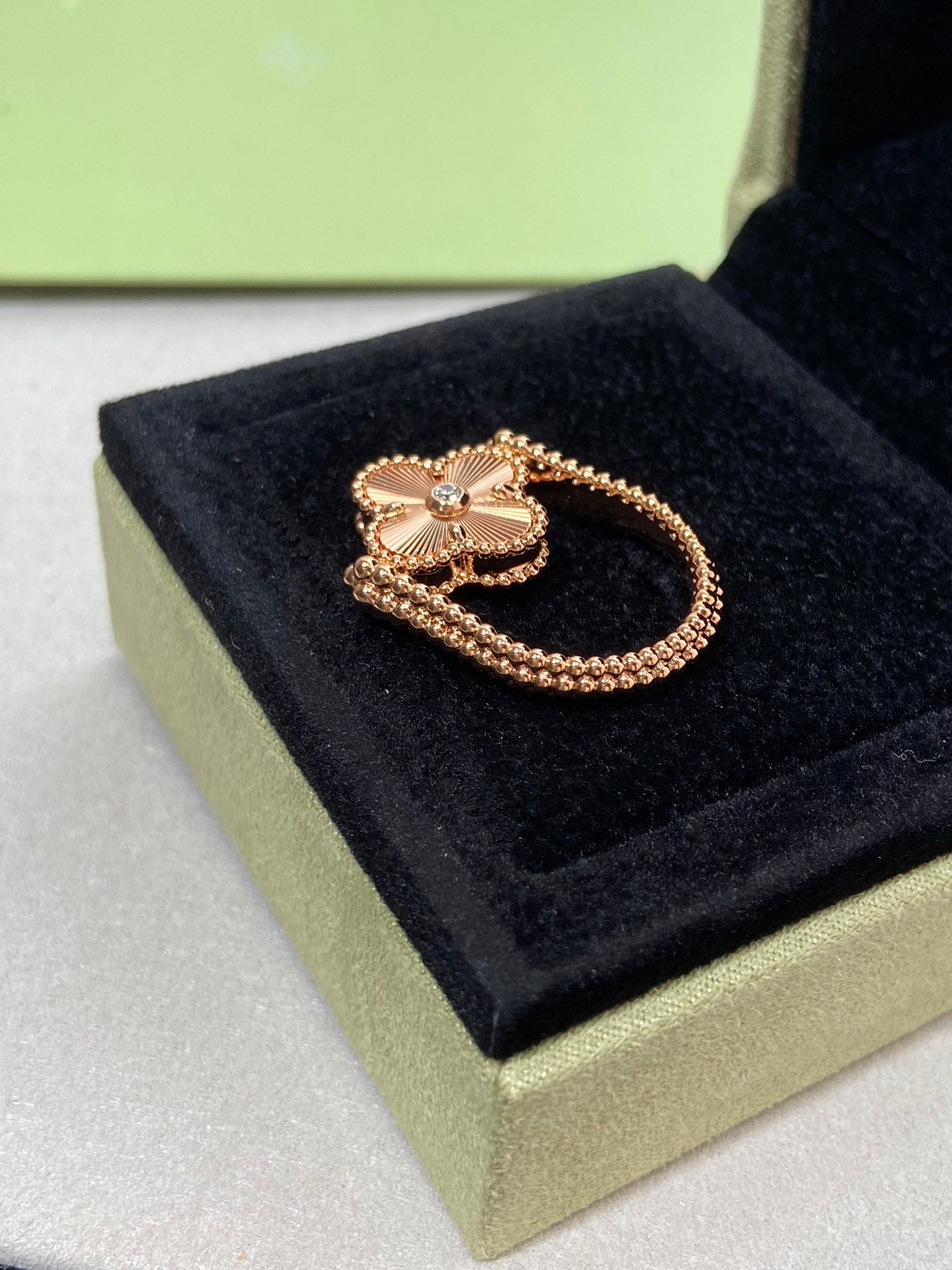 [Mystic]CLOVER RIVERSIBLE ROSE GOLD RING