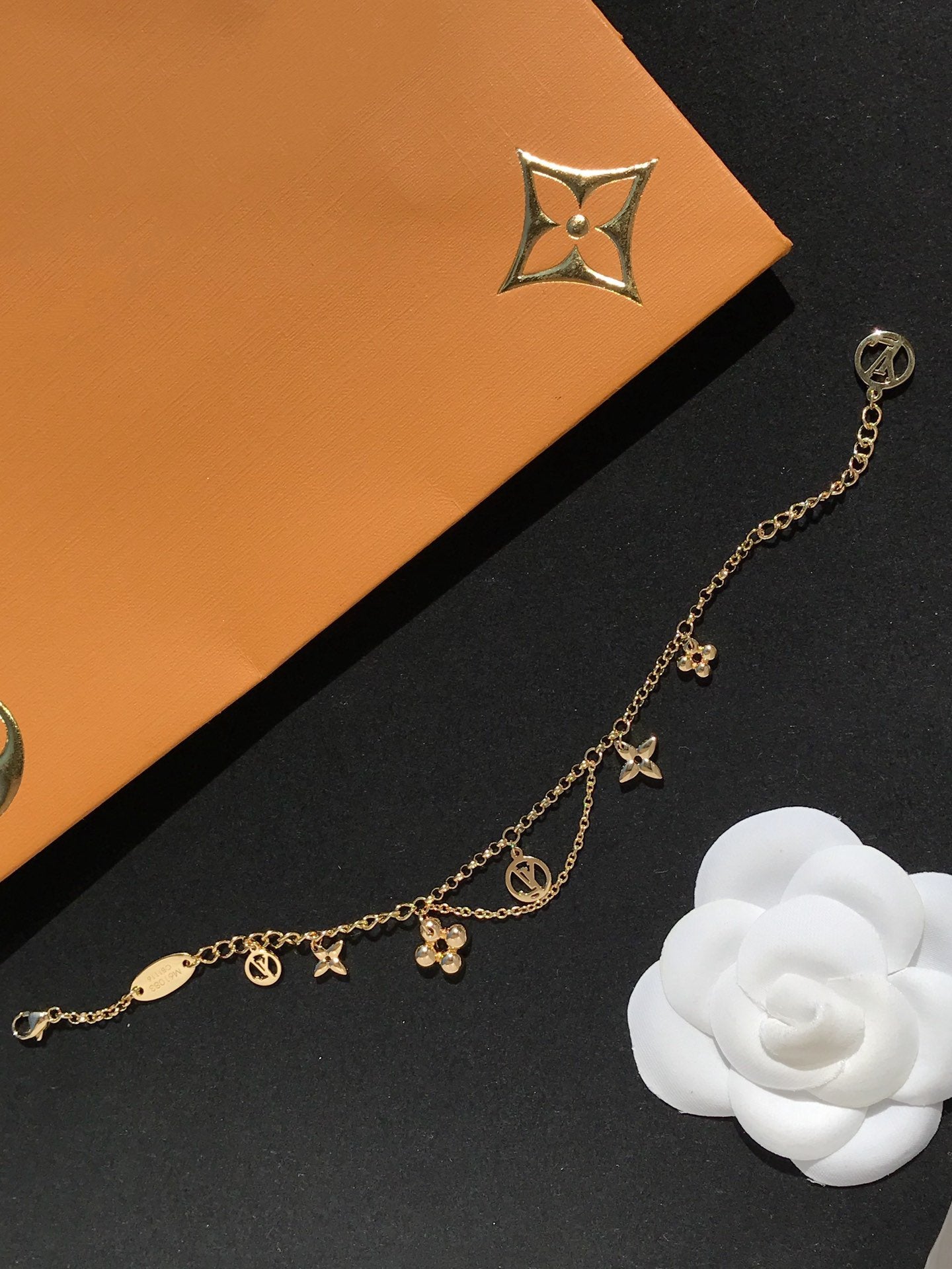 [Mystic]BLOOMING PINK GOLD MOP BRACELET