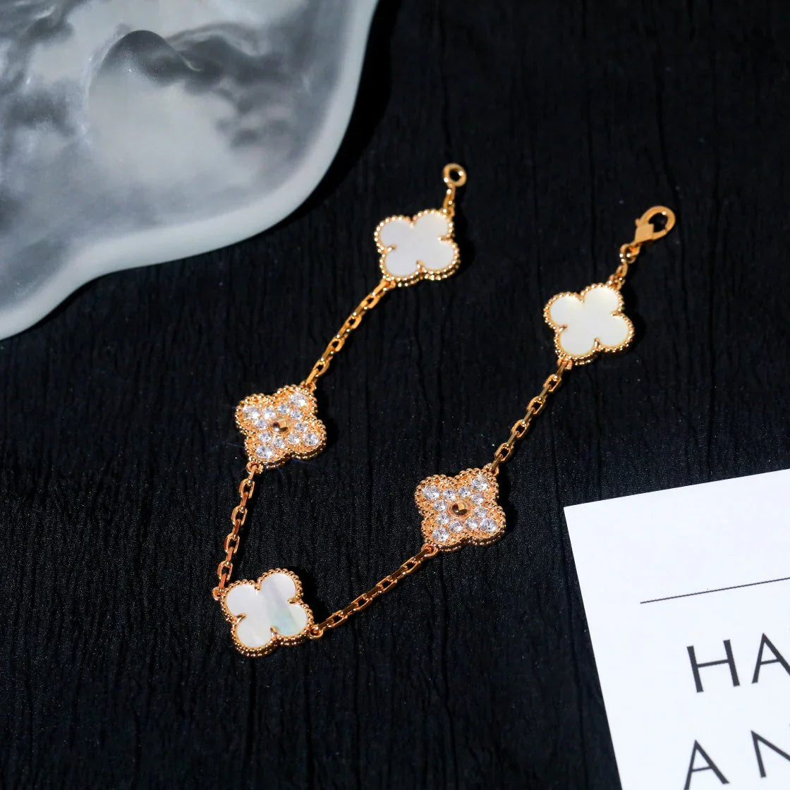 [Mystic]CLOVER WHITE PEARL MOP 5 MOTIF BRACELET COLLECTION