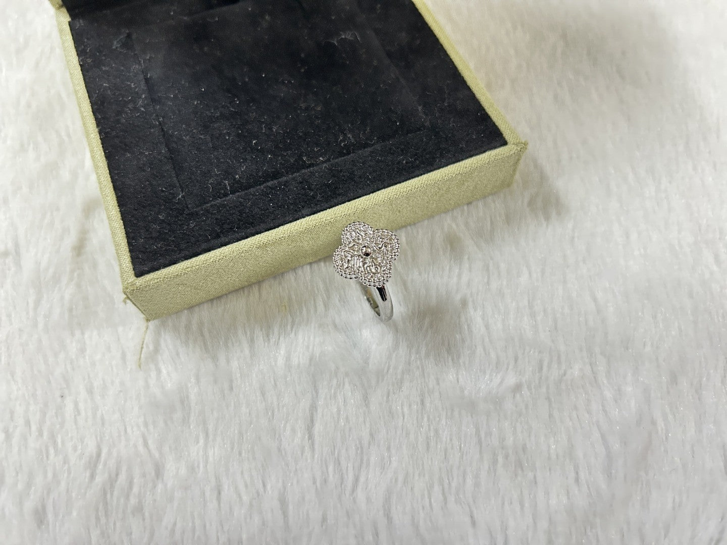 [Mystic]CLOVER GILDED RING