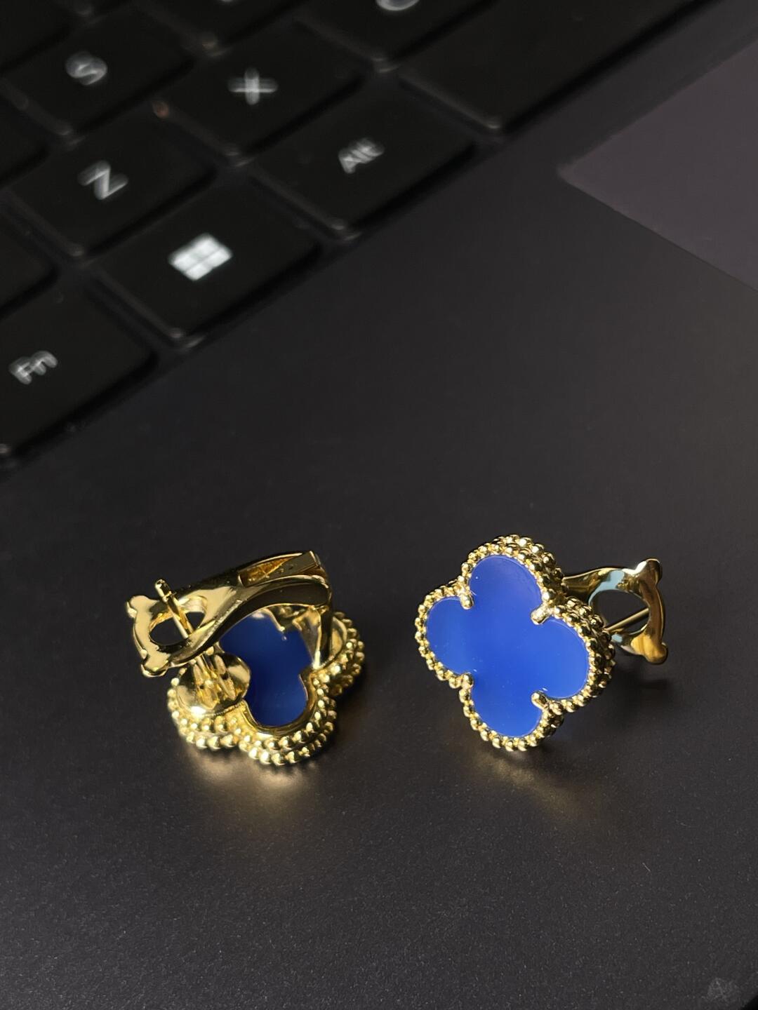 [Mystic] CLOVER LARGE (20mm) 1 MOTIFS BLUE MOP STUD EARRINGS