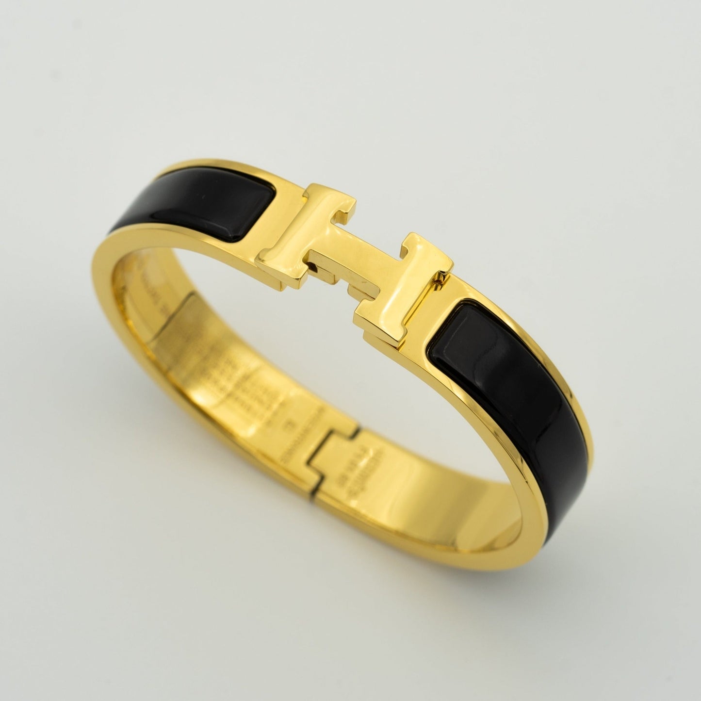 [Mystic]H BLACK BRACELET